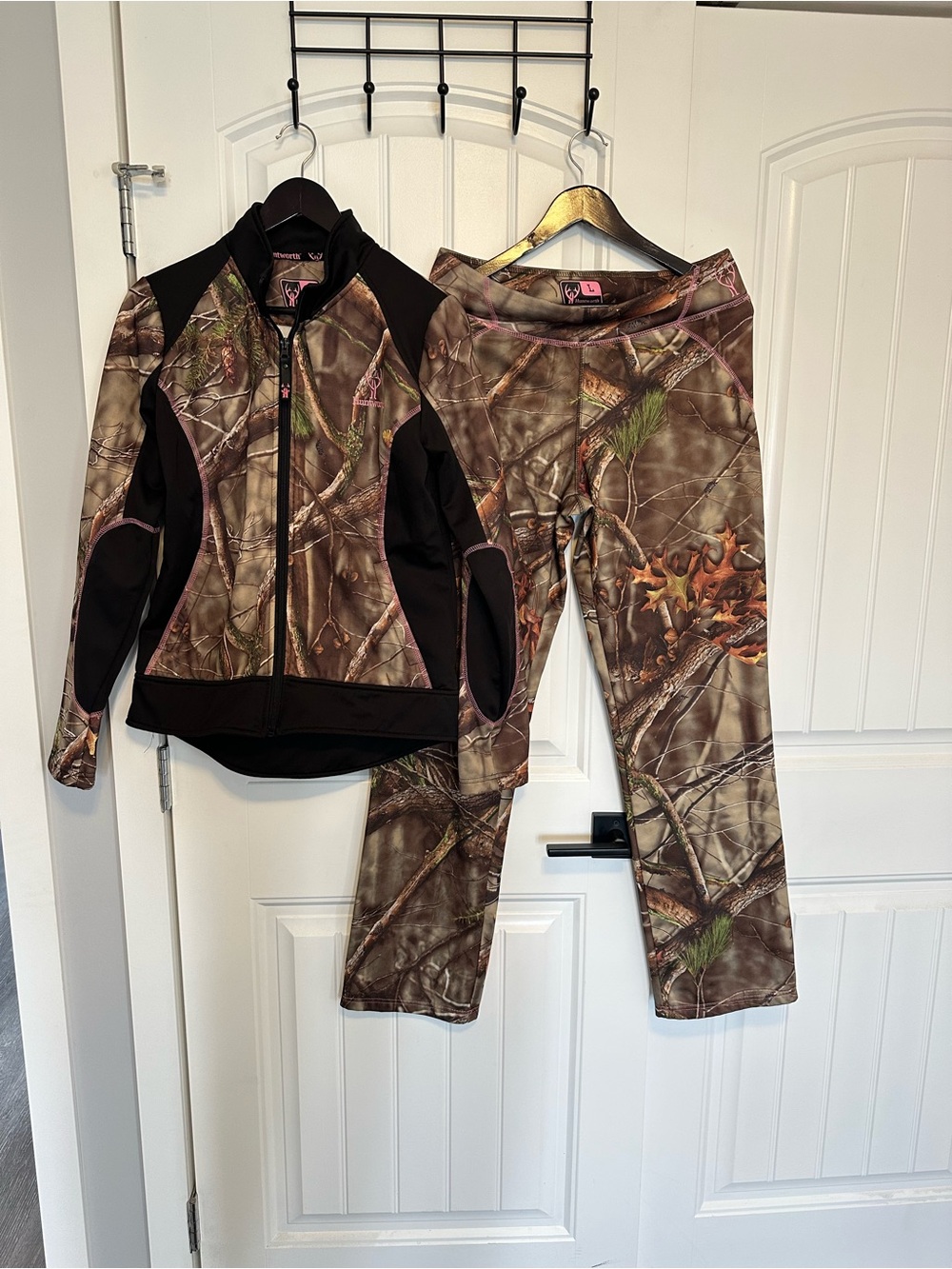 Huntworth Camo Women's Jacket and Pants Set - Brown/Green Camouflage